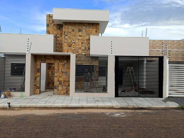 #79/LM - Casa para Venda em Primavera do Leste - MT