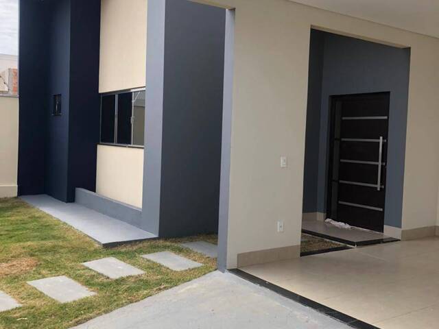 Casa para Venda em Primavera do Leste - 3