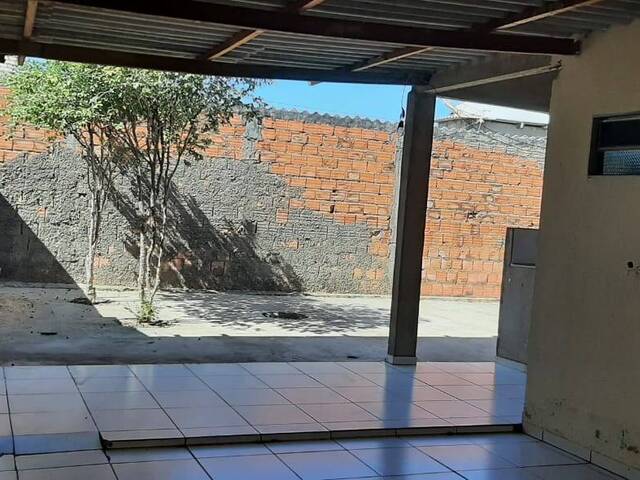 Casa para Venda em Primavera do Leste - 2