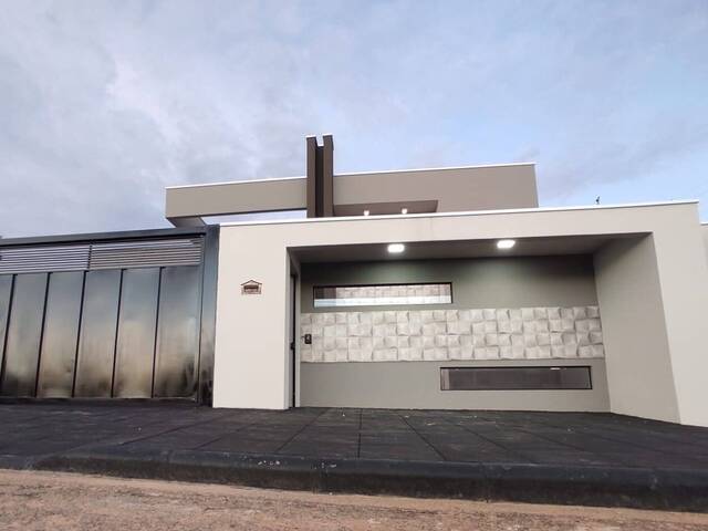 #221/VIVI - Casa para Venda em Primavera do Leste - MT