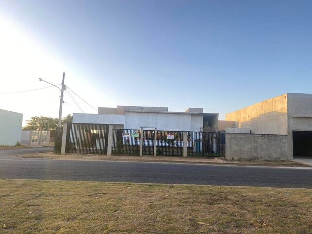 #243/vivi - Casa para Venda em Primavera do Leste - MT