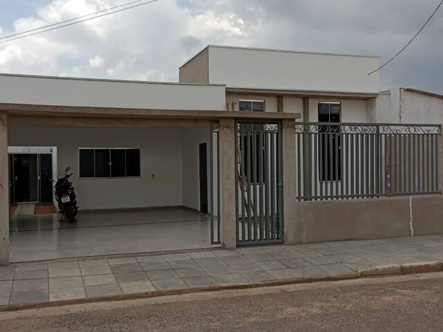 #251-LAY - Casa para Venda em Primavera do Leste - MT