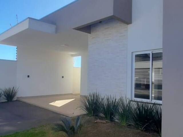 #305/LM - Casa para Venda em Primavera do Leste - MT