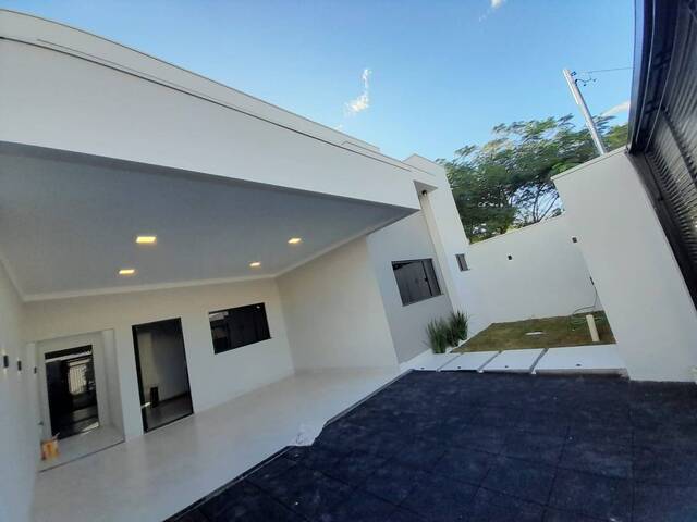 #311/LAY - Casa para Venda em Primavera do Leste - MT