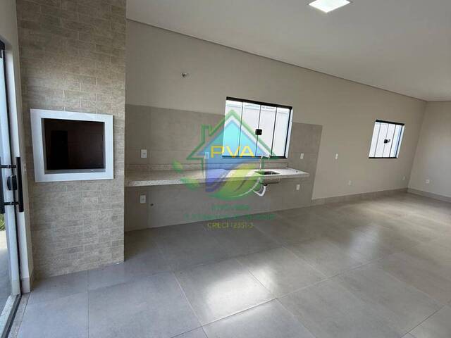 #525/LM - Casa para Venda em Primavera do Leste - MT - 2